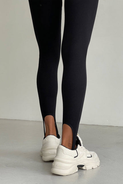 Leggings with stripes in milk/black