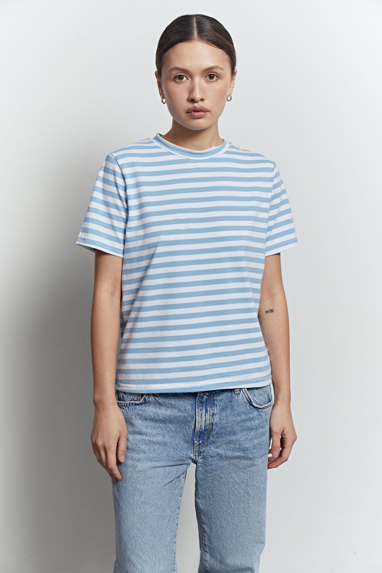 Relaxed fit t-shirt with stripes in blue/black