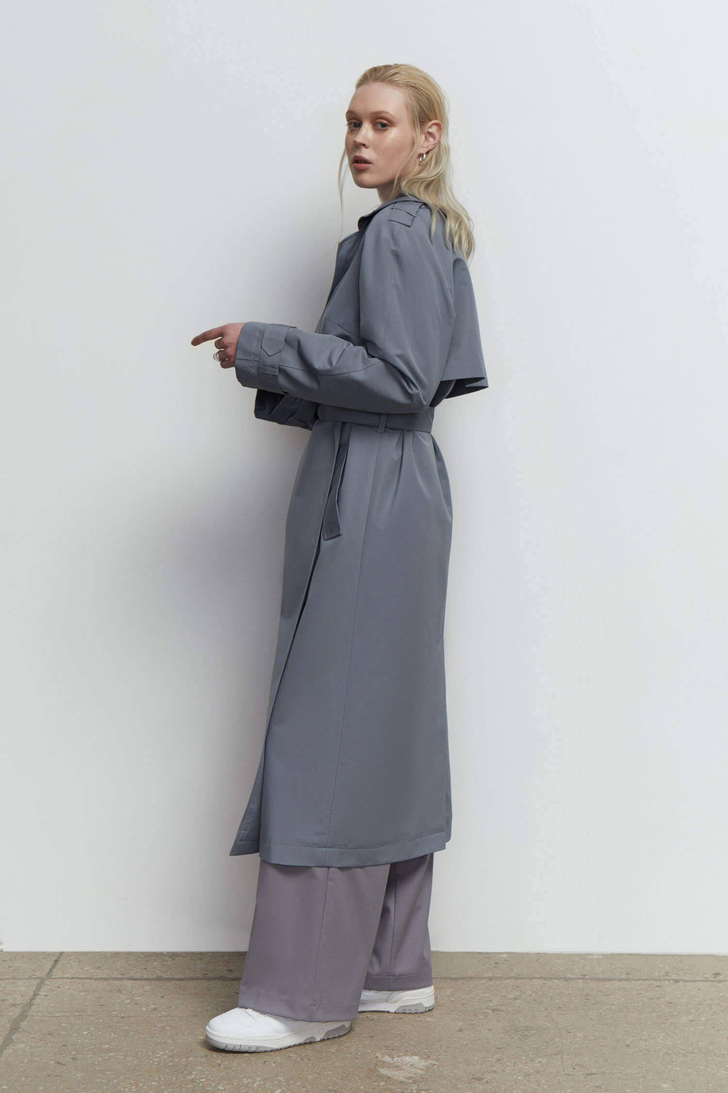 Oversized trenchcoat