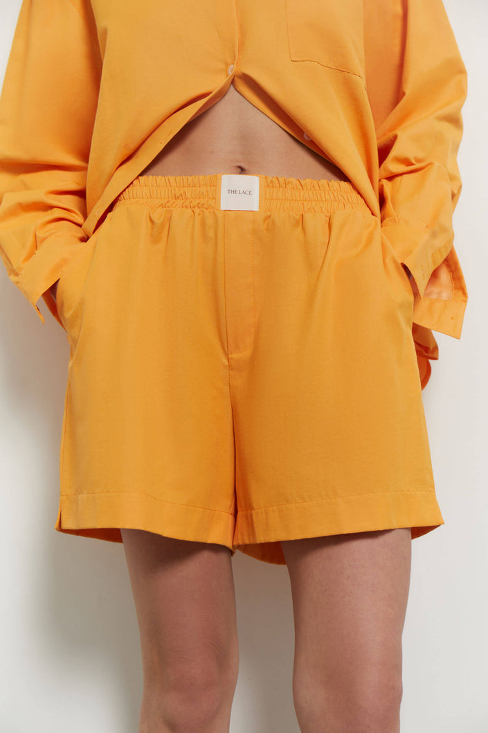 Oversized light cotton shorts