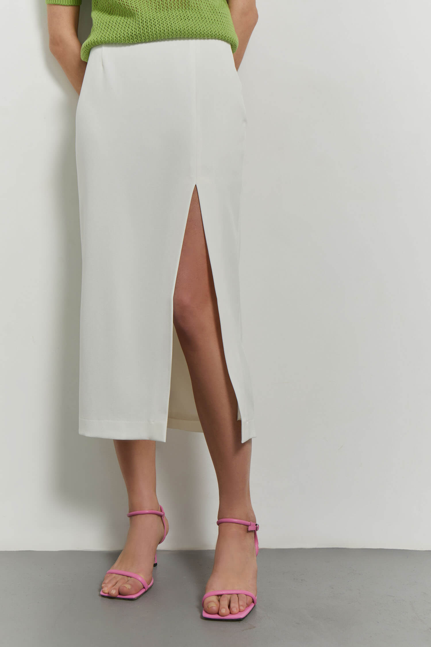 Midi skirt with cut