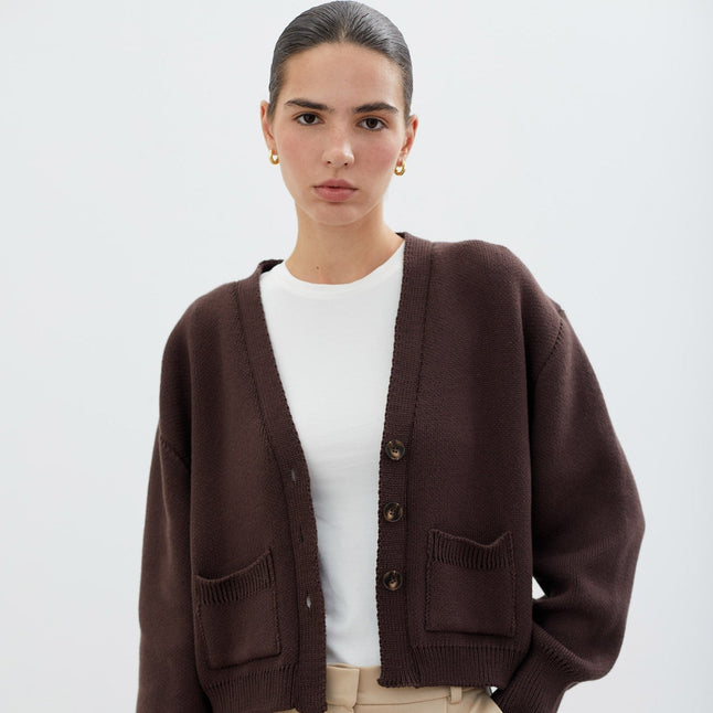 Women's chocolate knitted cardigan with pockets