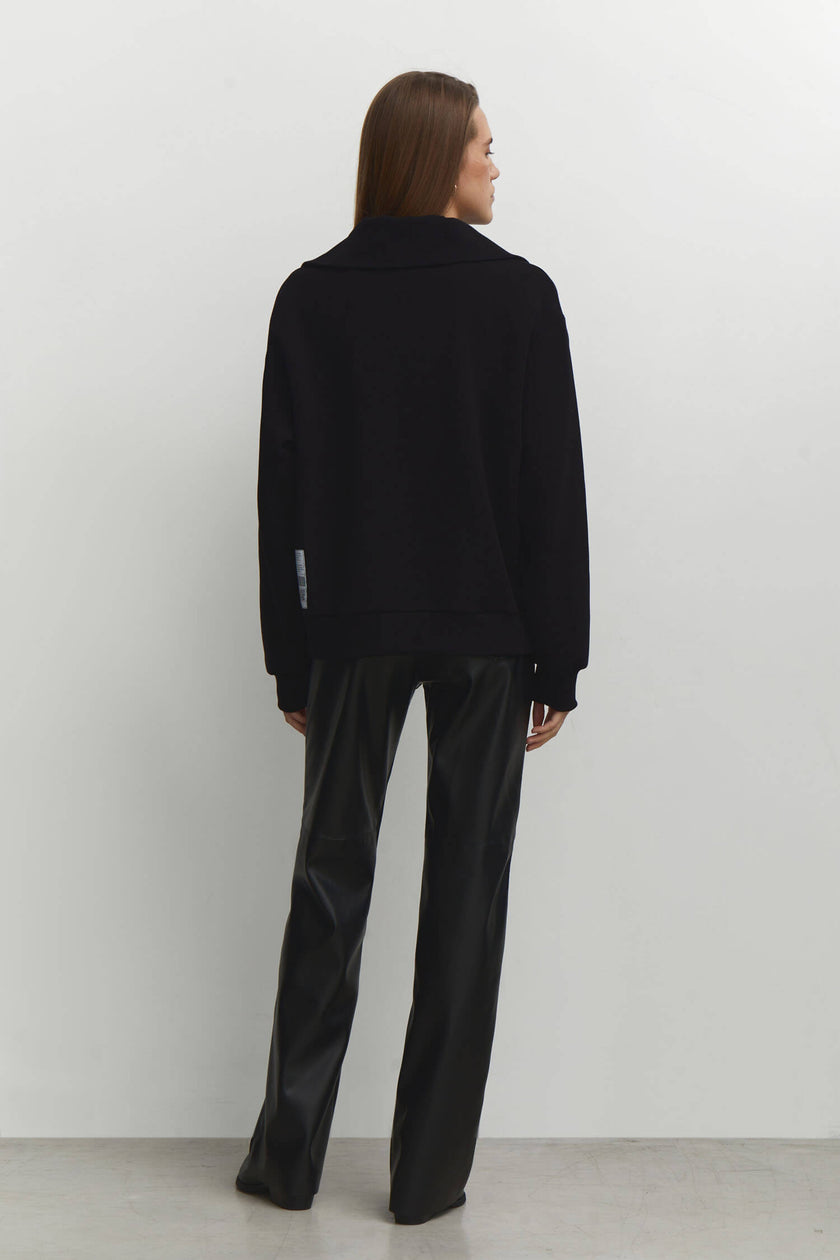 Zipped sweatshirt