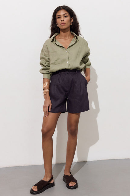 Women's classic linen shorts