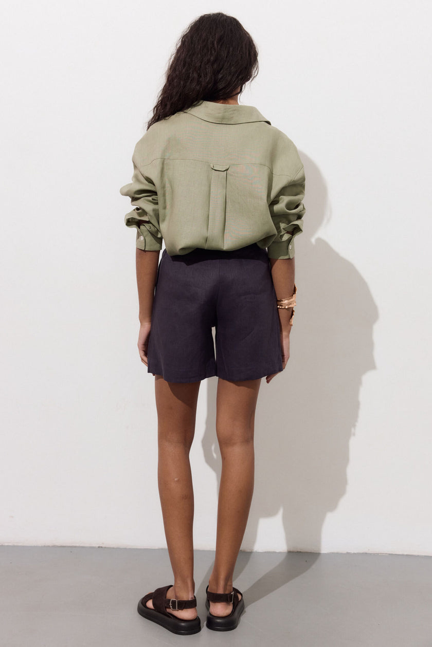 Women's classic linen shorts